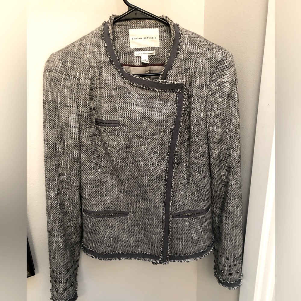 Banana Republic Women's Black and White Tweed Blazer